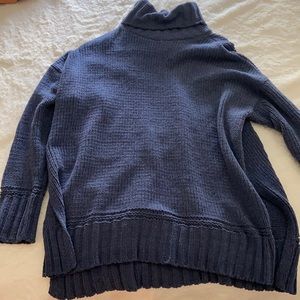Aerie navy blue turtleneck sweater- M
